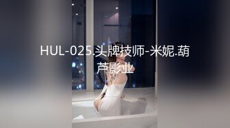 [MP4/ 1006M] 170CM眼镜美妞大战头套男，超细美腿吊带肉丝，毛毛浓密假屌伺候，扶着JB挺入抽送