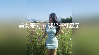 【新片速遞 】&nbsp;&nbsp;颜值很高的性感女模特，直播间应狼友要求露脸了，揉奶玩逼互动撩骚，听狼友指挥撅着屁股道具抽插骚穴呻吟[327MB/MP4/48:18]