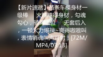 漂亮女友晚上下了班回家冲凉出来，男友在拍摄，’为啥你把内裤都脱了‘，’这样你吃的时候就方便了‘，’滚，能不能好好说话了‘！