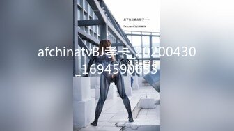 在前女友家里后入她的大屁股不知道她现男友看到会怎么样