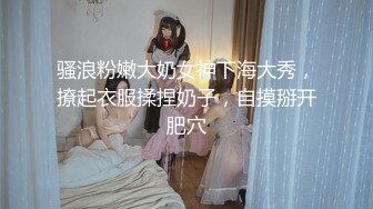 在厨房幹侄媳妇