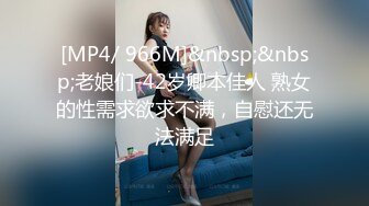 【DJ+MC DANCE】第1弹 狂欢的夜店，打碟的女DJ，各种打碟的骚货，随着音乐摇曳！ (1)