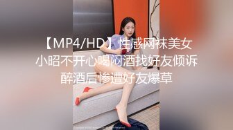 ❤️❤️甜美小护士，颜值美少女，在家自己玩道具，炮友看的受不了，骑乘位操穴，白丝袜美腿