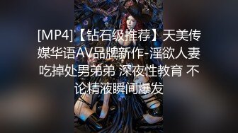 AV鸭哥探花约了个紫裙妹子沙发上操，舌吻近距离特写口交扣逼猛操