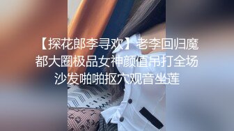 骚货女友被单男玩弄骚穴 白浆都出来了