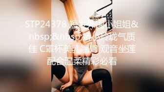 饥渴骚少妇3P