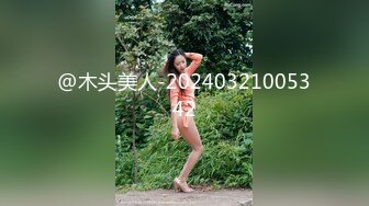 [MP4/ 2.46G] 很听话颜值美女！收费房炮友操逼！跪在沙发求操，后入抽插多毛嫩穴，特写视角舔逼