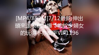 18岁体操服美少女Mia被大屌干到流水塞满嘴巴跟小穴最后被颜射