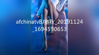 商场女厕全景偷拍多位美女嘘嘘各种美鲍一一呈现 (19)