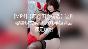 颜值女神【貂蝉戏水】一群小姑凉小伙子轮流搞无套啪啪 群P【200v】 (32)