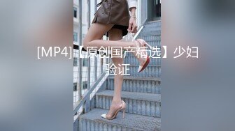 美丽动人的可爱女人